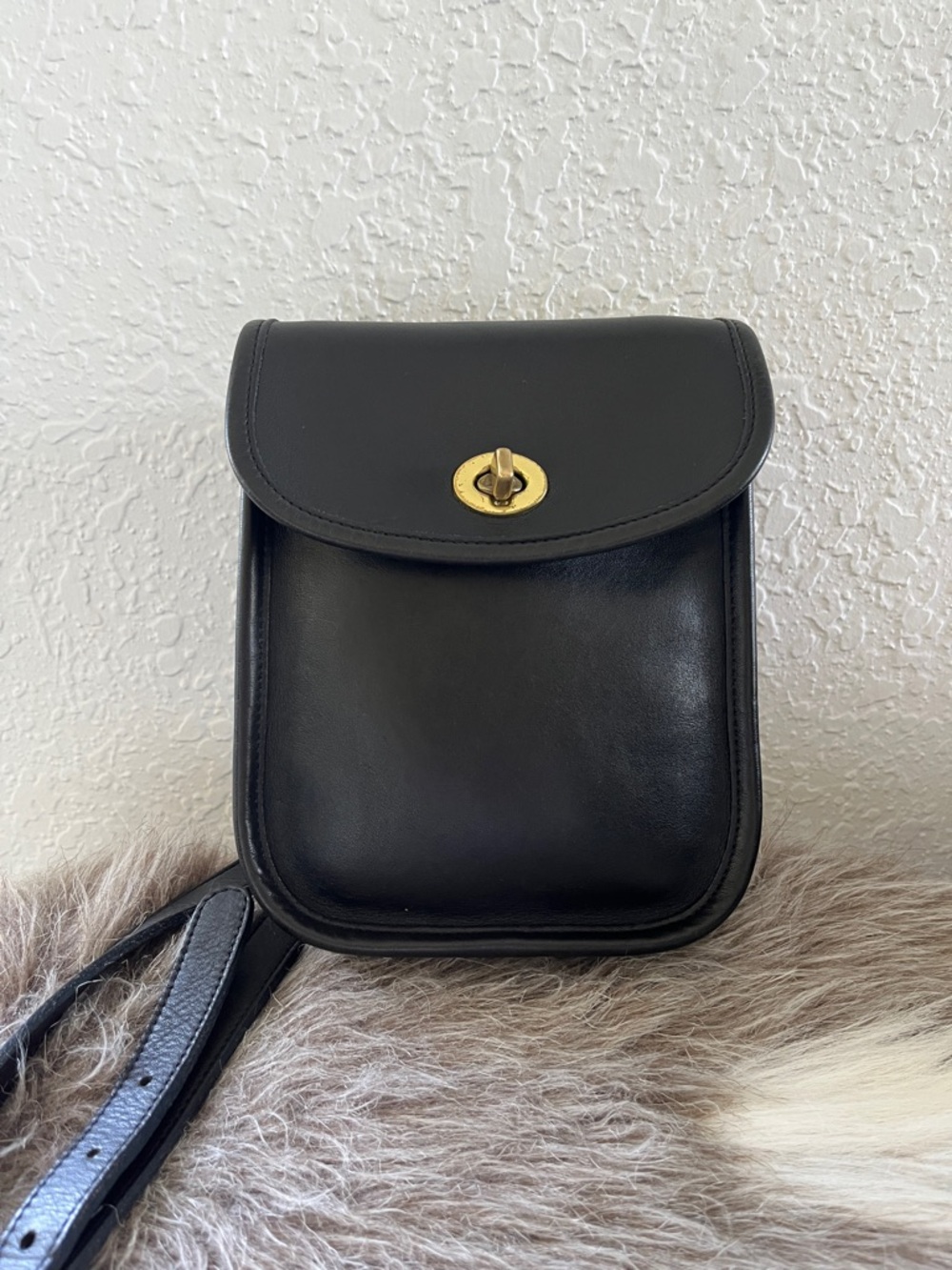 Vintage Coach Sidepack 9978